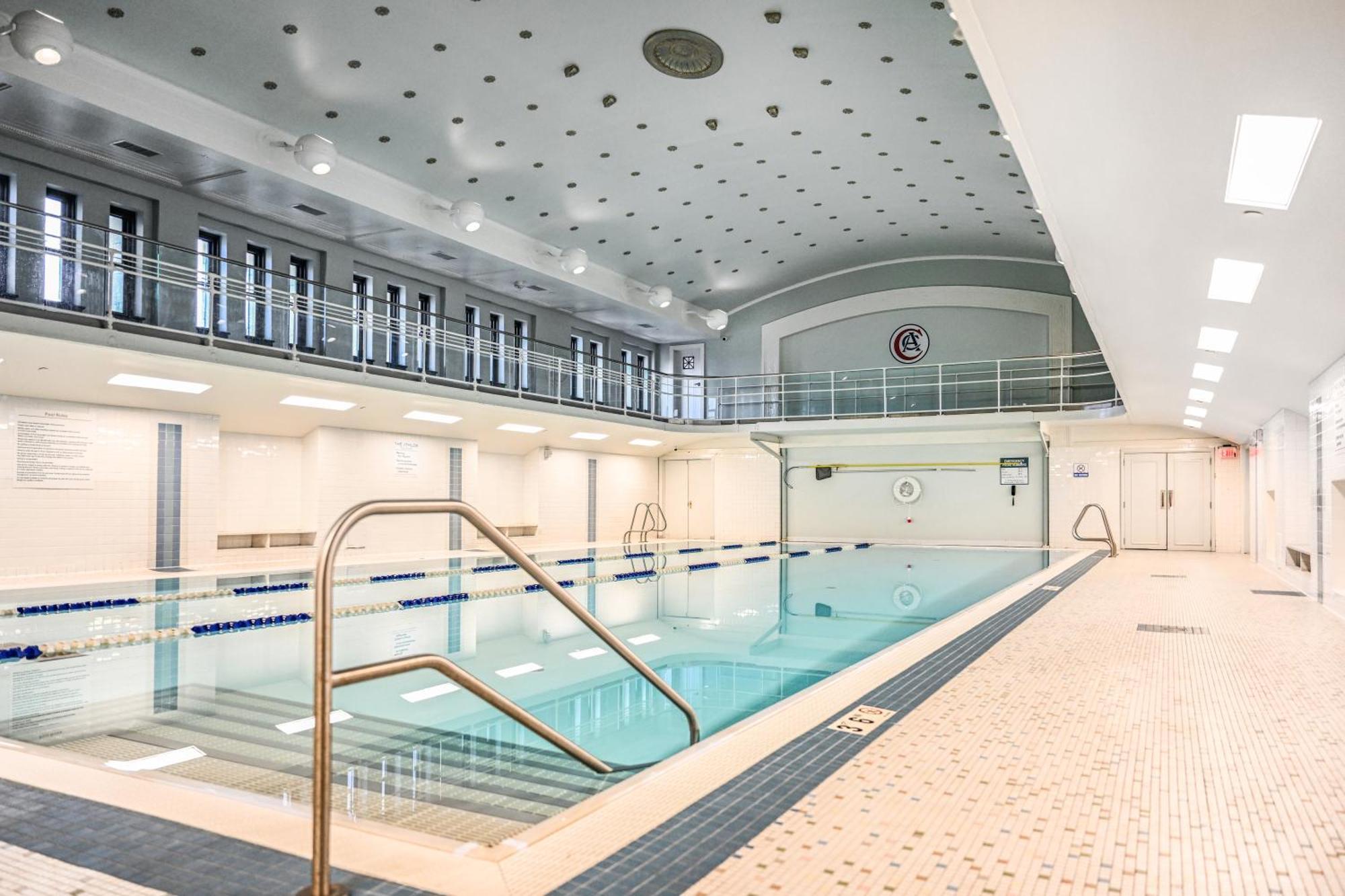 Heart Of Dt With Free Pool & Steam Plus Gym Luxe 812 Cleveland Bagian luar foto