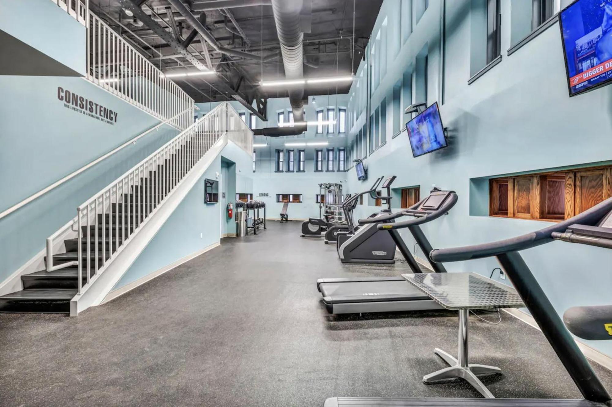 Heart Of Dt With Free Pool & Steam Plus Gym Luxe 812 Cleveland Bagian luar foto